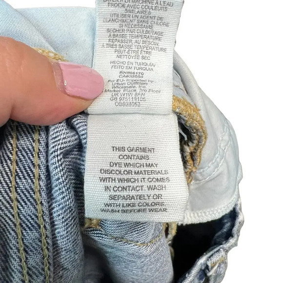 Free People Lita Light Wash Distressed High-Waisted Slim Leg Jeans Size 28 - Picture 14 of 14